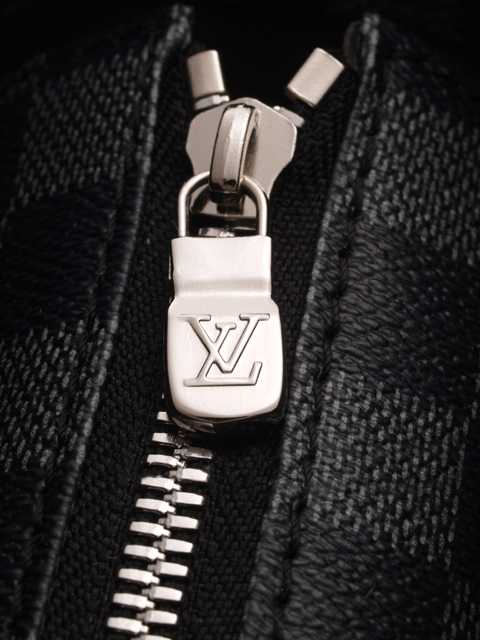 7A Louis Vuitton Damier Graphite Canvas Tadao N51192 Replica - Click Image to Close